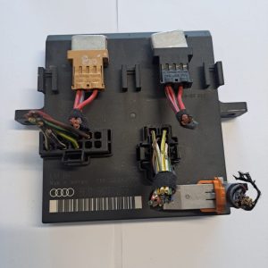Calculator lumini confort Audi A4 - COD 8E0907279F - imagine 2