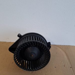 Ventilator Habitaclu Audi A4 B7 Avant Wagon - COD  8E1820021 - imagine 9