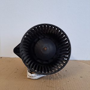 Ventilator Habitaclu Audi A4 B7 Avant Wagon - COD  8E1820021 - imagine 8