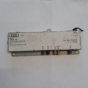Amplificator antena radio Audi A4 B6 - COD 8E9035225P