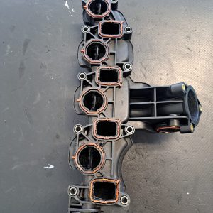 Galerie admisie cu clapeta si motoras VW Golf 6 , 1.6 TDI CAY - COD 03l129711aq - imagine 2