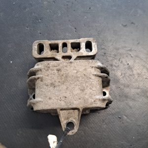 Suport / Tampon cutie de viteze stanga VW Golf IV 1.9 TDi 130 cai motor ASZ - COD 1J0199555AQ - imagine 5