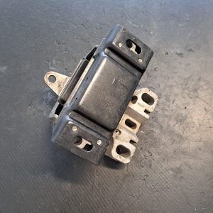 Suport / Tampon cutie de viteze stanga VW Golf IV 1.9 TDi 130 cai motor ASZ - COD 1J0199555AQ - imagine 3