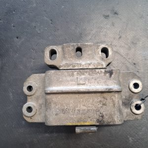 Suport motor VW Golf 5 [2003 - 2009] Variant wagon 1.6 MT (102 hp) - COD  1K0199555