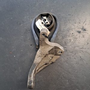 Suport cutie de viteze Ford Peugeot Citroen Volvo v50 2004-2009 -COD 3M516P093 AE - imagine 2
