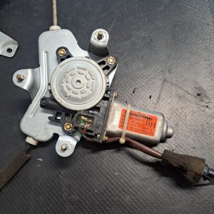 Macara cu motoras dreapta spate Ssangyong Rexton - COD 88100-08001 RH - imagine 2