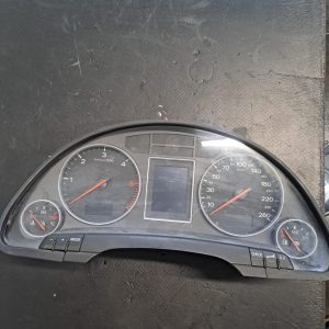 Ceasuri bord AUDI A4 B7 - COD 1036901830