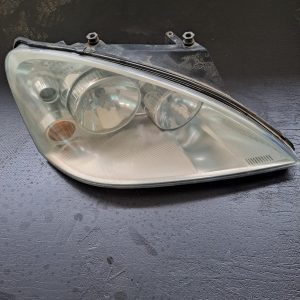 Far Dreapta  Ford Galaxy - COD 0301183602