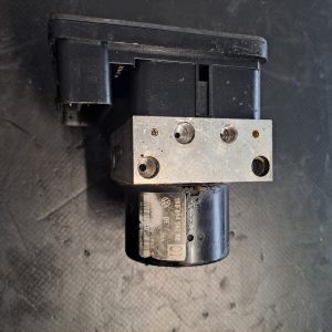 Pompa ABS VW Touran 1T2 Facelift 1.9 TDI 105 cai motor BXE 2007-2009 - COD 1K0614517AE 1K0907379AC - imagine 3
