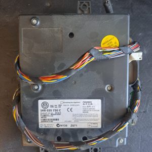 Calculator modul bluetooth Volkswagen Passat B6 [2005 - 2010] - COD 1K8035730C