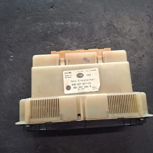 Panou climatronic Passat B5 , Golf 4 - COD 3B1907044B 5HB007617 - imagine 2