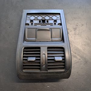 Gura Grila Aer Aerisire Ventilatie Bricheta Capac Plastic Cotiera Spate  Volkswagen Passat CC 2009 - 2012 -COD 3C0864298BP
