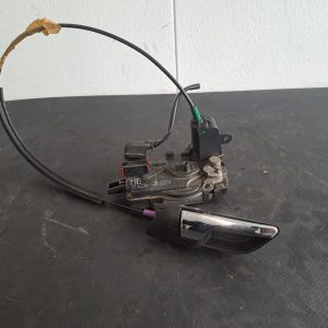 Broasca , mecanism inchidere , incuietoare usa dreapta fata Opel Astra H - COD 41482091