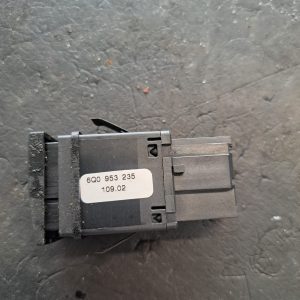 Buton avarie Volkswagen Polo 9N 2001-2012 - COD 6Q0953235 - imagine 2