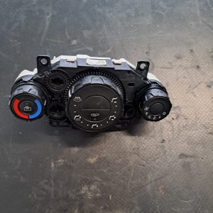 Panou comanda AC Ford Fiesta 6 - COD 8A61-18549-AE