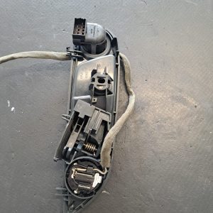 Maner interior fata stanga Ford Fiesta 6 - COD 8a61a2260 - imagine 2