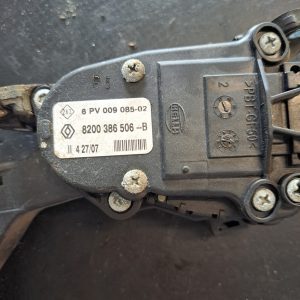 Pedala acceleratie Dacia Logan - COD 8200386506 - imagine 2