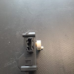 Actuator electronic aeroterma Mazda 3 (BK) 2003 > 2009 - COD 8610000990 - imagine 2