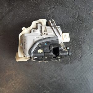 Broasca usa stanga fata AUDI A4 B8 2007 - 2015 - COD  8J1837015A - imagine 3