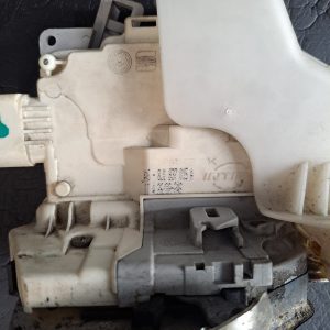 Broasca usa stanga fata AUDI A4 B8 2007 - 2015 - COD  8J1837015A - imagine 2