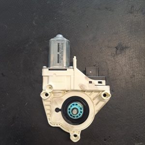Motoras macara geam electric stanga fata Audi A4 B8 {volan stanga} - COD 8K0959801