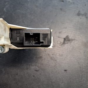 Motoras macara dreapta fata Audi A4 B8 {volan stanga} - COD 8K0959802 - imagine 2