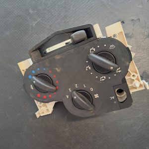 Panou Ventilatie / Panou Comanda Clima / Ac Fara Ac / Fara Aer  Dacia LOGAN (LS) 2004 -  COD N100920K - imagine 3