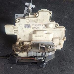 Broasca stanga spate VW Passat B7 - COD 3C4839015A