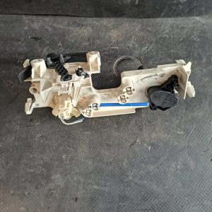 Unitate de control aer condiționat Panoul de încălzire  Toyota Yaris - COD  758277 - imagine 3