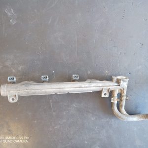 Rampa injectoare  VW Golf 4 1.4 16V AKQ - COD 036133319 B - imagine 2