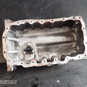 Baie ulei motor cu senzor nivel  Volkswagen Passat B7 1.6 TDI 2010 - 2015 - COD 03G103603 03C907660G - imagine 2
