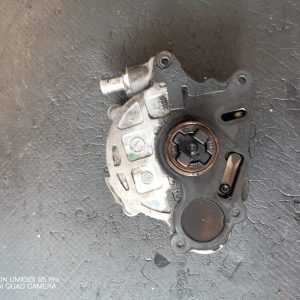 Pompa vacuum  VAG 2.0 tdi CAGA - COD 03L 145 100 - imagine 3