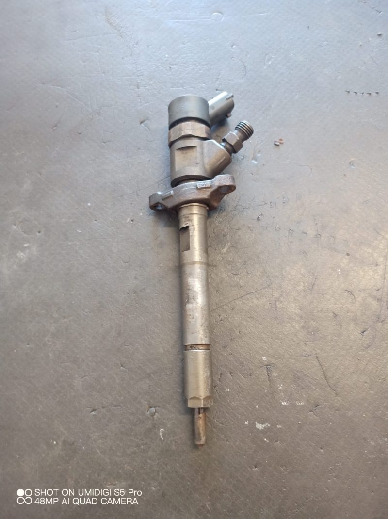 Injector , FORD FOCUS 2 COD - 0445LL0259