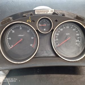 Ceasuri de bord  OPEL ASTRA GTC 1.9 CDTI - COD 13230576