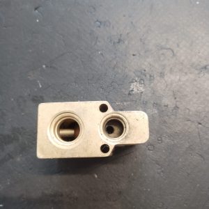 Supapa de expansiune aer conditionat Volkswagen Golf IV  - COD 1J1820103B / 6N0820679C / 662975A / 52196590 / 664239X - imagine 2