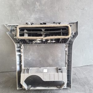 Consola Multimedia cu grile de ventilație Opel ASTRA H 2004 > 2012 - COD 331985437 - imagine 2