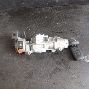 Contact cu cheie  Ford Focus C-MAX  -  COD 3M513F880AB
