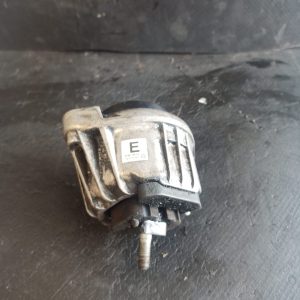 Tampon motor dreapta BMW seria 3 E90 E91 2.0 D - COD 676879903