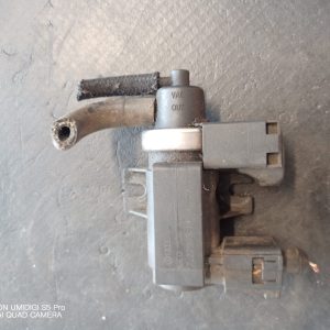 Supapa vacuum Audi A4 8E, 1.9tdi, AVF, AWX - COD  8E0906628C
