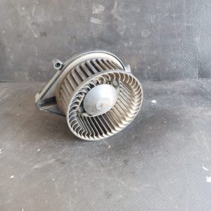 Ventilator habitaclu ,  aeroterma , ventilator motoras ventilatie incalzire , Audi A4 B6  2004-2009 - COD 8E1820021 B