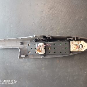 Panou comanda geamuri electrice fata stanga  Hyundai TUCSON (JM) 2004 > 2010 - COD 935702e200 - imagine 2