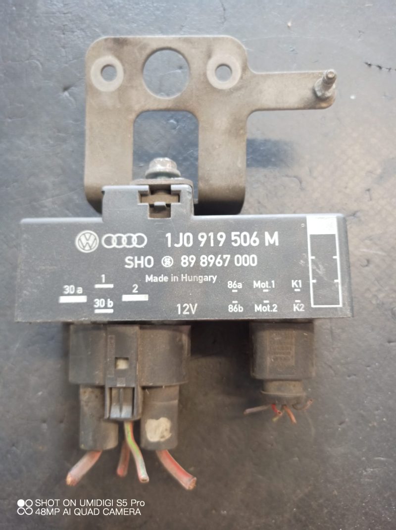 Releu ventilator , Skoda Fabia 2 1.2TSI , 2011  COD -1J0919506M