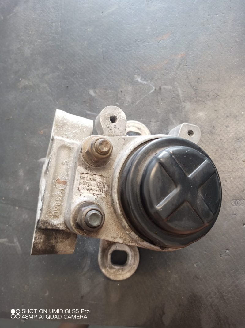 Suport motor dreapta , Ford Mondeo III 2.0 diesel COD - 2S716F012A