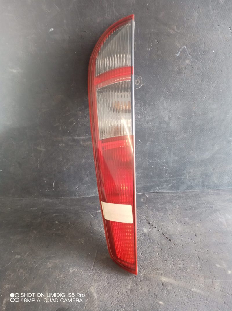 Stop tripla lampa stanga , Ford Focus 2 COD - 4m5113n004c