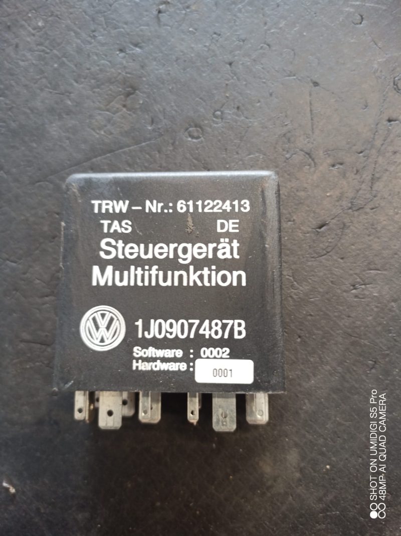 Releu ,VW Passat , COD -  61122413, 1J0907487B