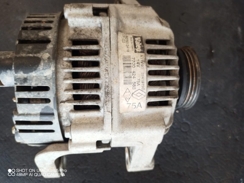 Alternator 75A , Renault Megane, Renault Scenic COD -  Valeo 7700424585 - imagine 2