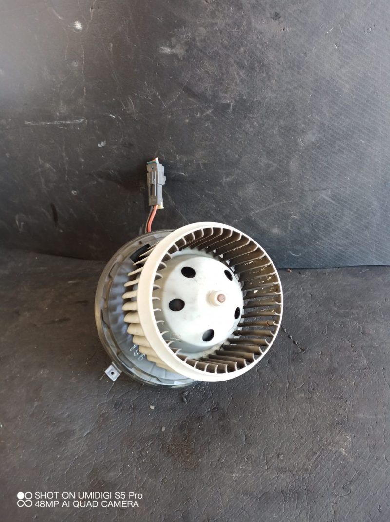 Ventilator habitaclu , Alfa Romeo 147 , 1.9 JTD ,  2003 COD - 885001755