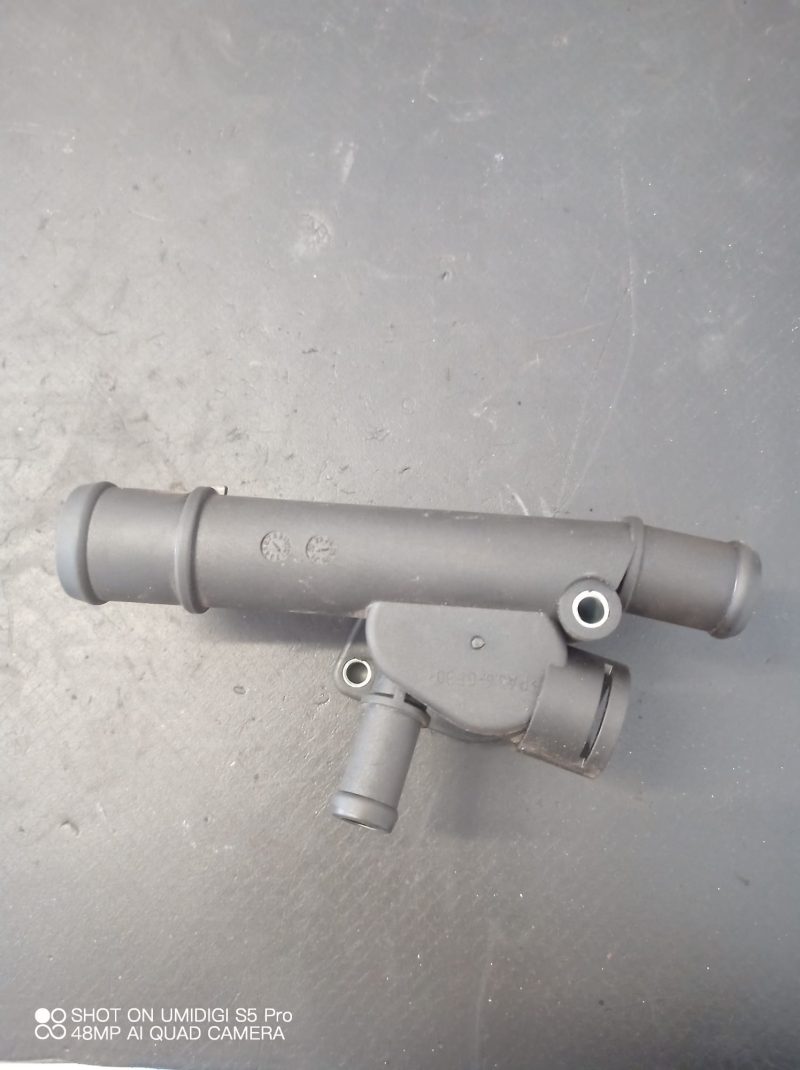 Flansa apa  , Audi A3  , 1996-2003  COD- 038121132C