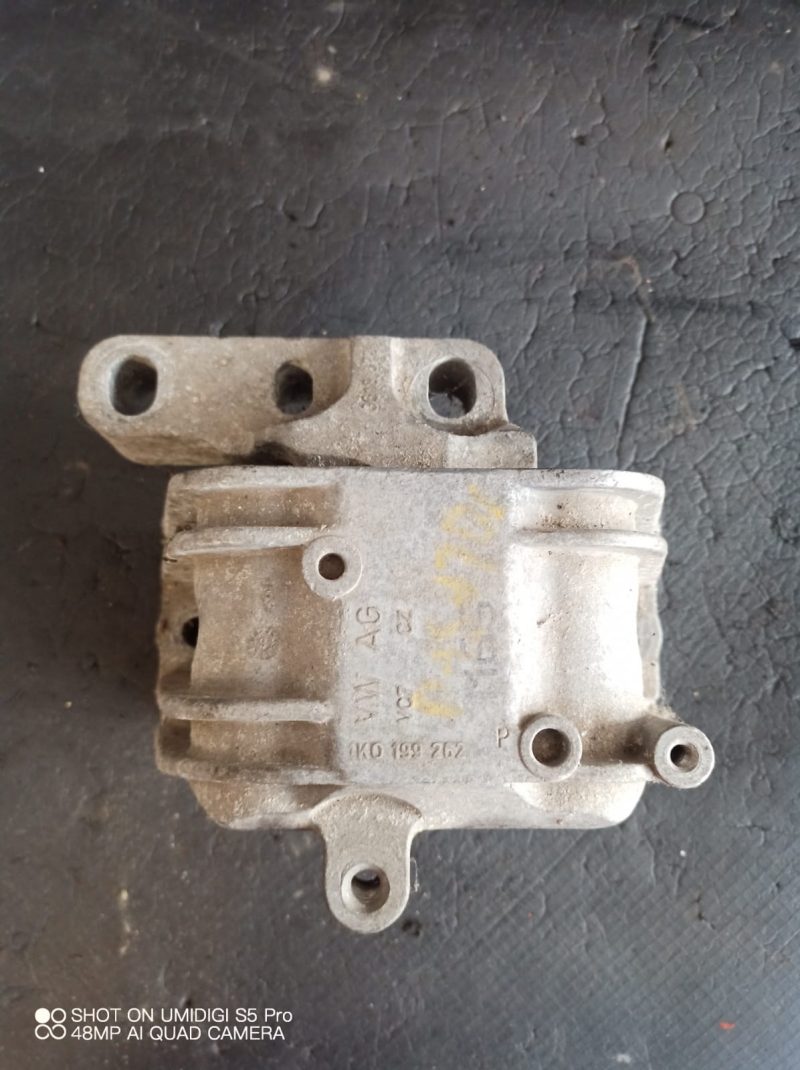 Tampon motor , VW Passat 2.0 tdi , 2005-2010 COD -1K0199262P