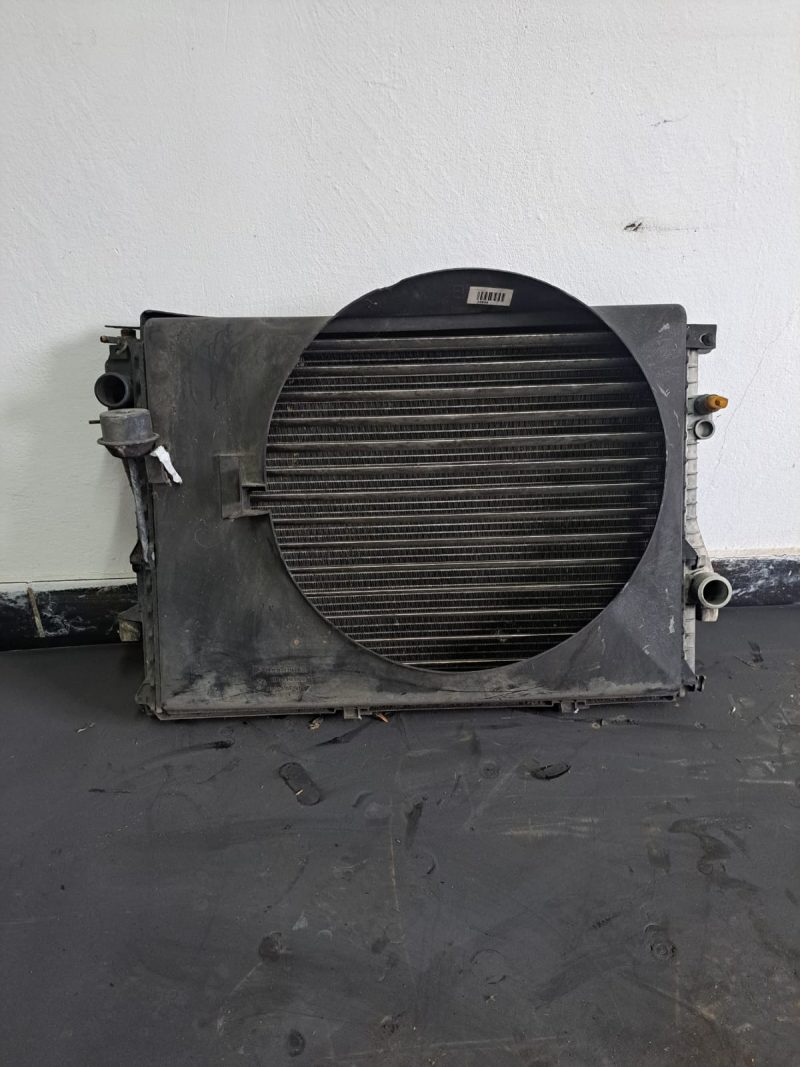 Radiator apa , BMW SERIE 5 BERLINA (E39) 2.5 TDI  COD- 22460150 - imagine 2